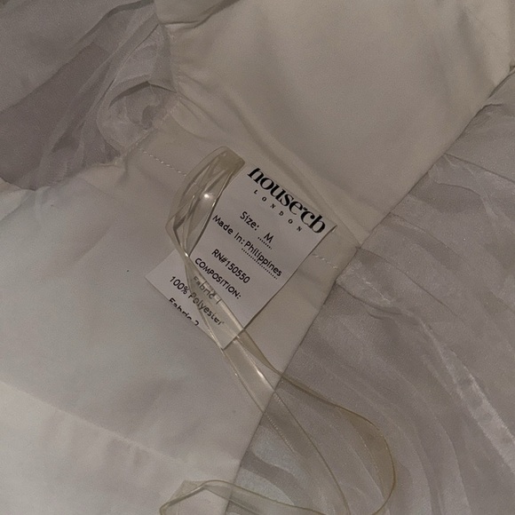 NWOT House of CB 'Lucie' White Pleated long sleeves crop top Top sz M - Picture 6 of 8